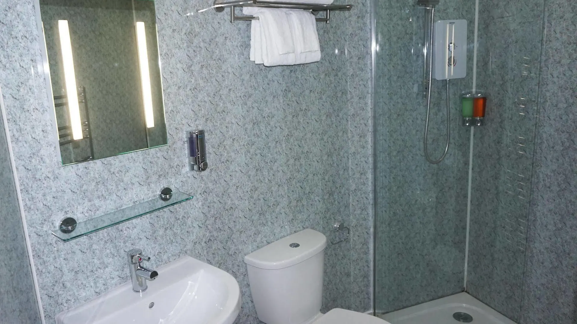 Accommodation London Bridge 3*,  Großbritannien